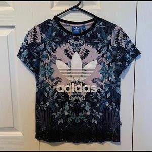 Adidas T-shirt